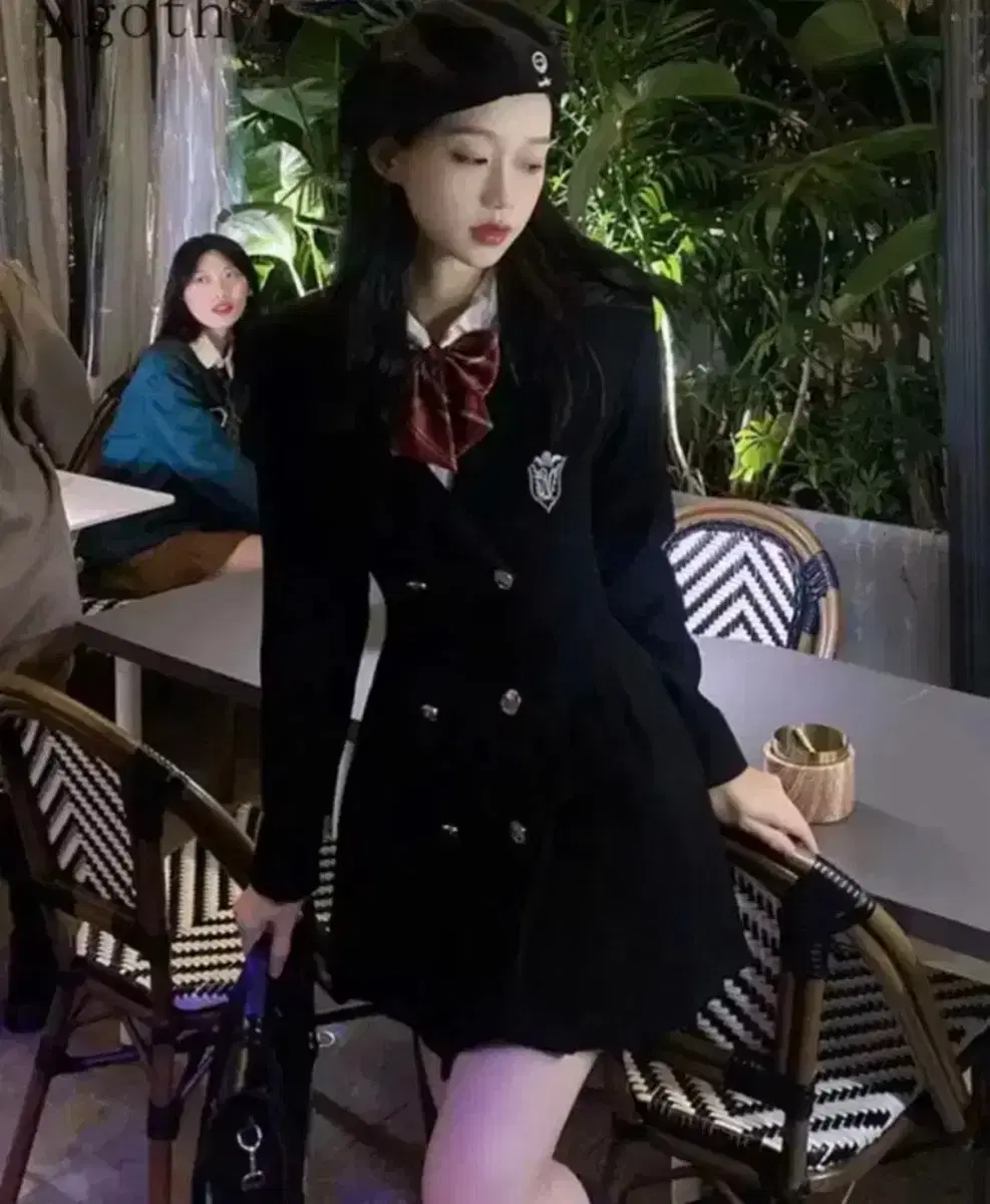 thumbnail-1
